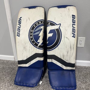 Medium Bauer Ultrasonic Goalie Leg Pads Pro Stock (Used)