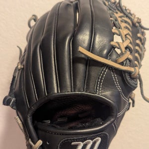*Price Drop* Marucci 11.25" infield glove -Founders Series Youth - (Excellent)