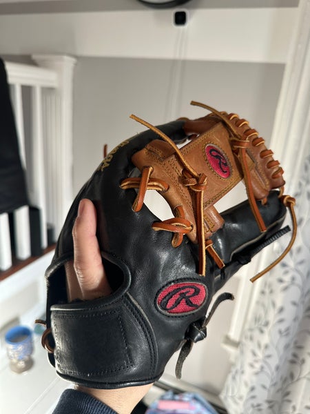 Solid Rawlings Heart of the Hide RH Infield Baseball Glove 12" (Used)