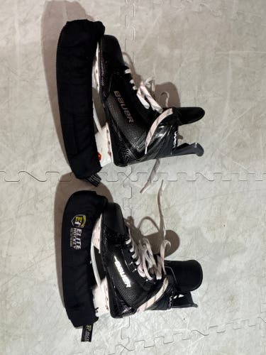 2025 Bauer Vapor Flylite Hockey Skates 8 (Used)