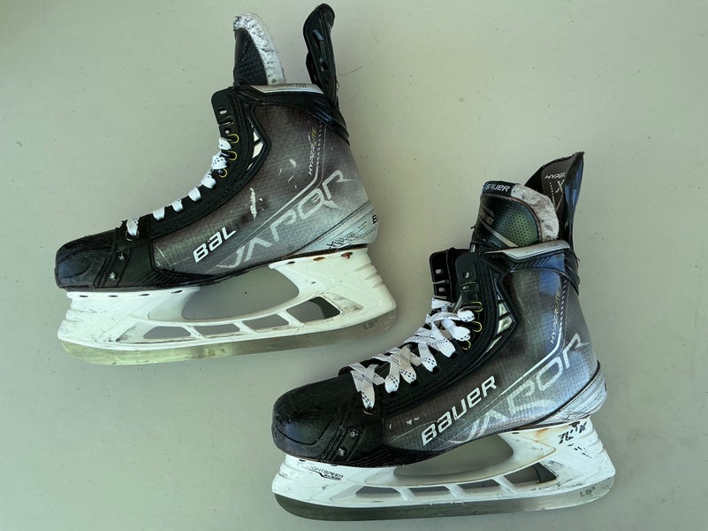 NHL Bauer Vapor HyperLite Pro Stock Size 8 Hockey Skates (Used) 13552