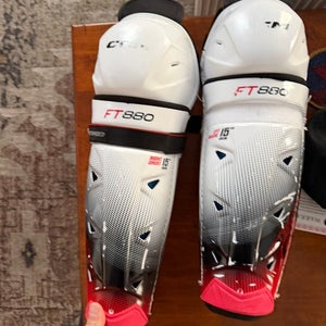 Senior CCM JetSpeed FT8 15" Shin Pads Pro Stock (Used)