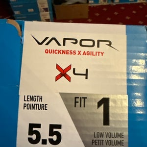 2023 Bauer Vapor X4 Hockey Skates Size 5.5 (New)