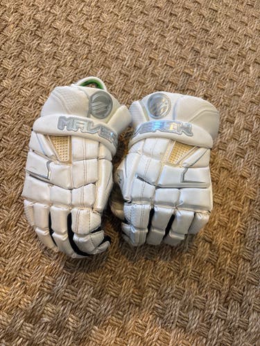 Maverik M4 Lacrosse Gloves