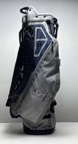 Titleist Lightweight Players 4 Stand Bag Gray 4-Way Divide Dual Strap Golf Bag