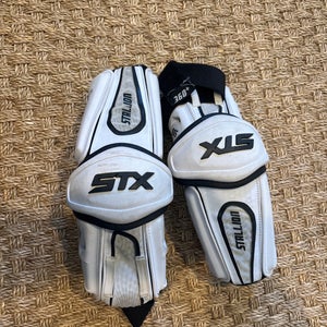 Medium Adult STX Stallion 500 Arm Pads (Used)