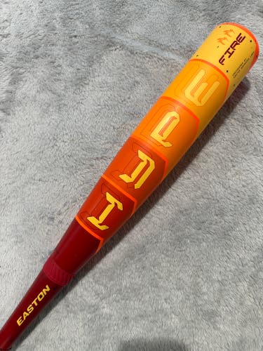2025 Easton Hype Fire Composite Bat USSSA Certified (-10) Composite 18 oz 28" (Used)