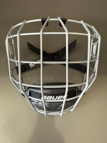 Bauer Profile II Cage