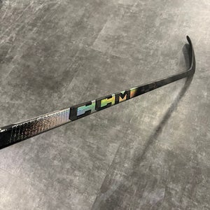 CCM Ribcor Trigger 10 Pro Hockey Stick | RH P28 Senior 85 Flex