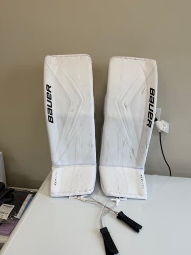Large Bauer Vapor Flylite Goalie Leg Pads (Used in 4 practices)