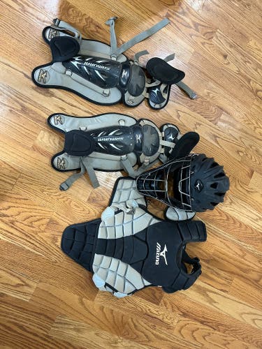 Mizuno Samurai Catcher's Set (Used)