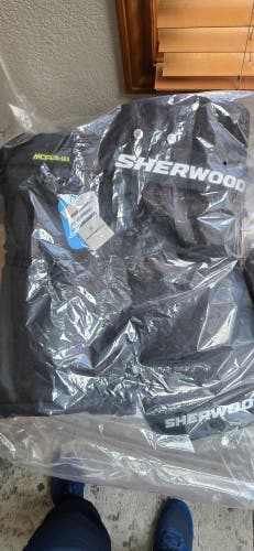 Senior Medium Sherwood Scuba Rekker Morph1 Hockey Pants