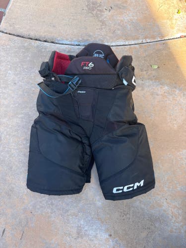 Men's Junior Large CCM JetSpeed FT6 Pro Hockey Pants (Used)
