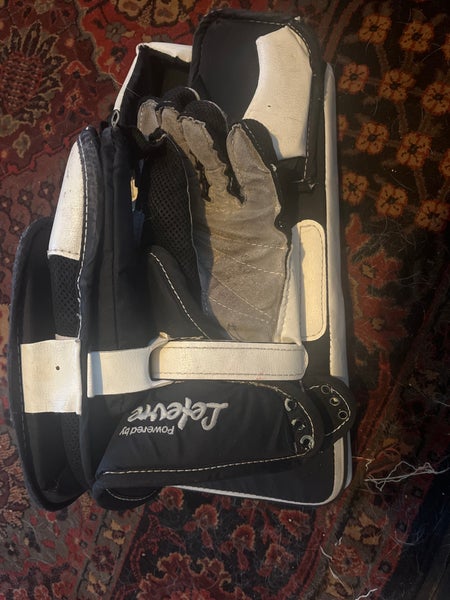 CCM Extreme Flex II 860 Full Right (Used)