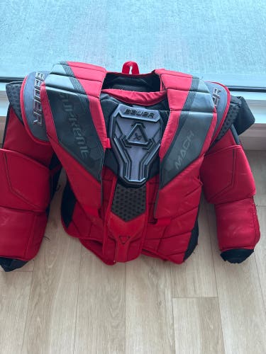 XL 2022 Bauer Mach Supreme Goalie Chest Protector (Used)