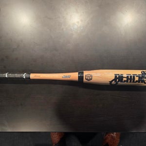 2022 Monsta Black Sheep “Special Edition” Bat 26 oz 34" (Used)