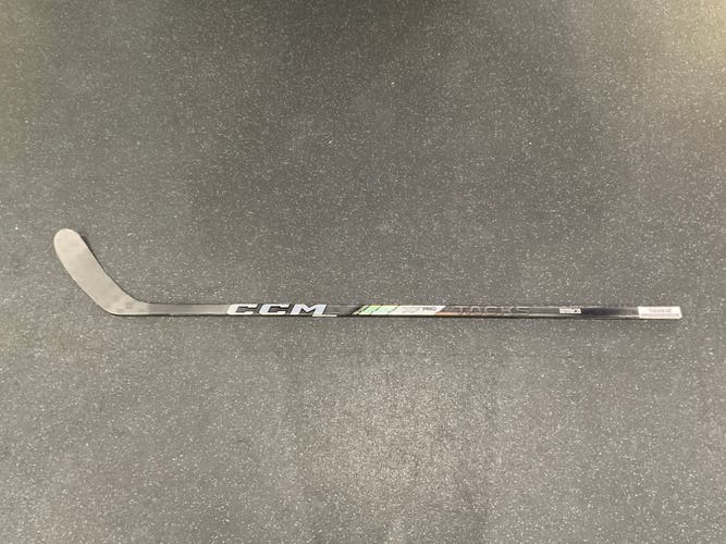 Senior CCM Tacks XF Pro Right Handed Hockey Stick P29 65 Flex (New)