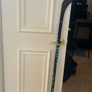 Junior Bauer Pulse Right Handed Hockey Stick P92 40 Flex Pro Stock (Used)
