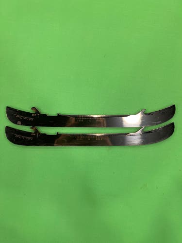 Bauer Fly-Ti Replacement Steel Blades | 254 mm