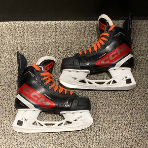 Used Intermediate CCM JetSpeed FT670 Hockey Skates Size 4