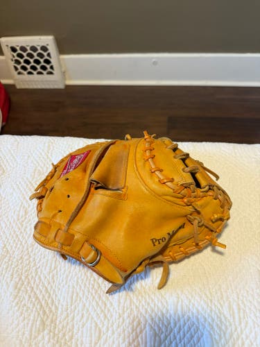 Rawlings Japan Catcher's Mitt 33" (Used)