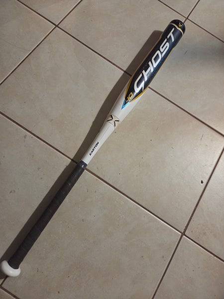2022 Easton Ghost Composite Bat (-10) 21 oz 31" (Used)