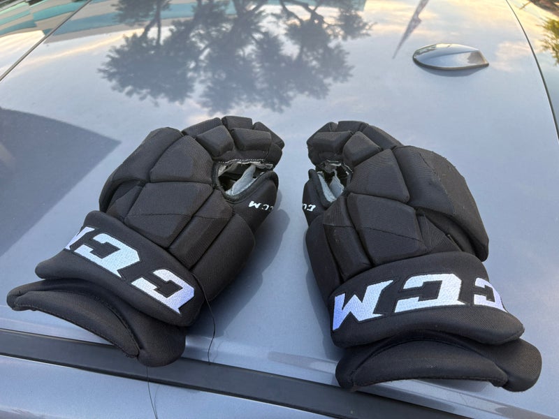 San Diego Gulls game used gloves