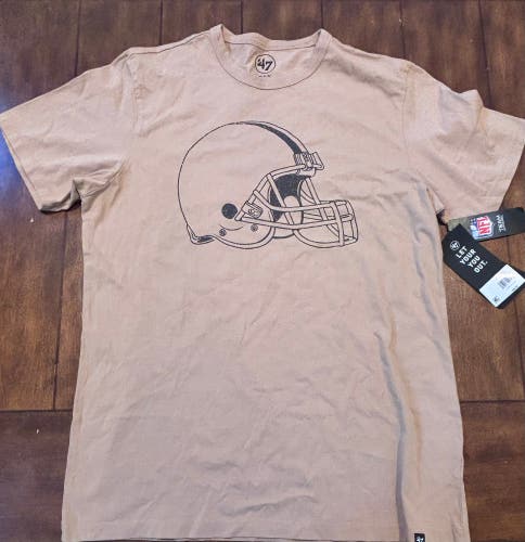 CLEAVLAND BROWNS 47 Brand SHORT SLEEVE *NWT* Adult Medium