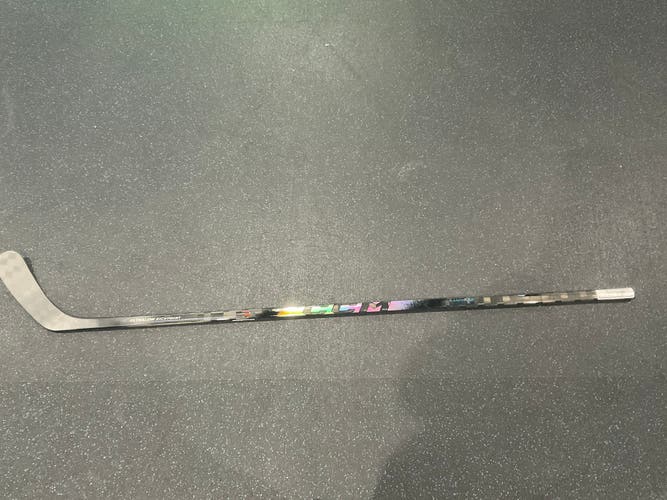 Senior CCM Ribcor Trigger 10 Pro Right Handed Hockey Stick P29 75 Flex (New)