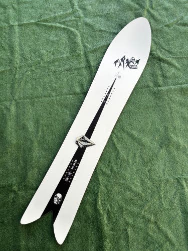 Jones Storm Wolf Ben Christenson 158 cm Powder Snowboard