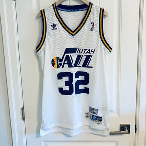 Authentic Adidas Hardwood Classics NBA Utah Jazz Karl Malone Jersey Size Smalls