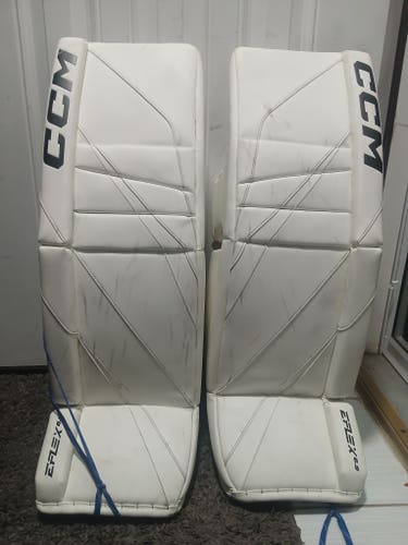 34" 2024 CCM EFlex 6.9 Goalie Leg Pads (Used)