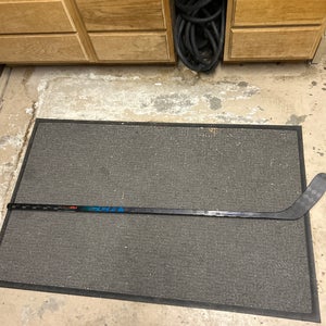 Junior CCM Vizion Left Hand Hockey Stick P28+1/4 50 Flex (Used)