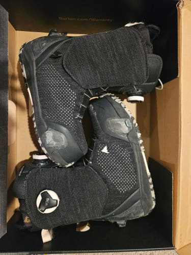 Women's Size M 6.5 (W 7.5) Burton Ritual LTD Snowboard Boots Medium Flex All Mountain (Used)