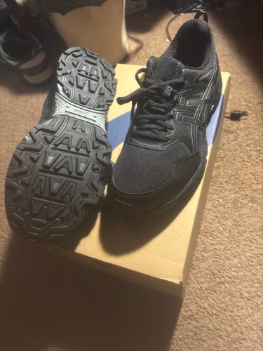 Size M 12.0 Asics Gel Venture Shoes BLACK