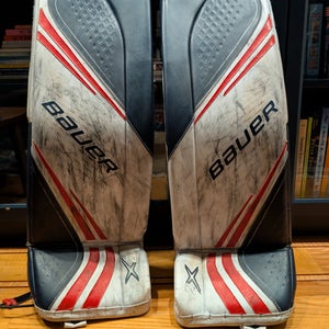 Medium Bauer Vapor 2X Goalie Leg Pads (Used)
