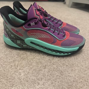 Men's Size M 12.0 (W 13.0) Nike Kyrie 7 Shoes (New)