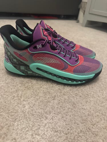 Men's Size M 12.0 (W 13.0) Nike Kyrie 7 Shoes (New)