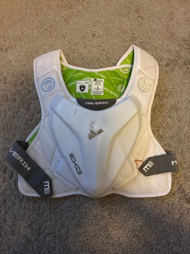 *NEED GONE* Medium Adult Maverik M5 Shoulder Pads (New)