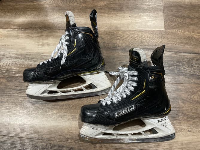 Black 2018 Bauer Supreme 2S Pro Hockey Skates Regular Width 9 (Used)