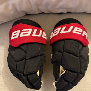 Bauer Supreme Mach Gloves 15" Pro Stock Mark Kastelic Ottawa Senators Bauer gloves