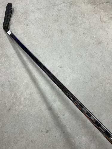 95 Flex P92 Senior Warrior Covert QR6 Pro Right Hand Hockey Stick Pro Stock