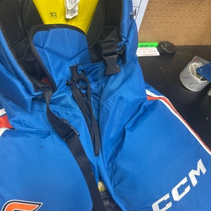 Senior Medium CCM HPTK Hockey Pants Pro Stock Gulls