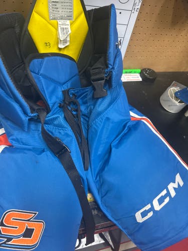 Senior Medium CCM HPTK Hockey Pants Pro Stock Gulls