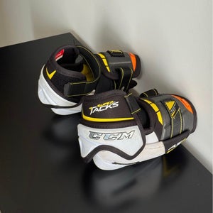 Senior Small CCM Super Tacks AS1 Elbow Pads (Used)
