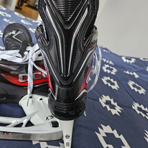 2026 CCM JetSpeed FT870 Hockey Skates Regular Width (Used)