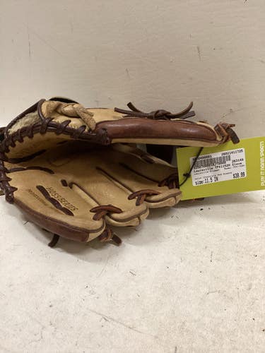Used Louisville Slugger TPX1152H BB/SB Glove RH Throw Chocolate And Almond 11 1/2" 11725-S000498081