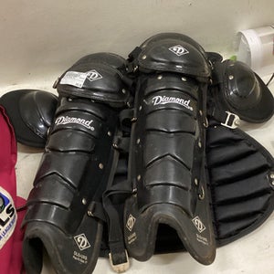 Used Diamond UMP CATCHERS SET W/ FACE MASK Catchers Equipment Other 11725-S000498083
