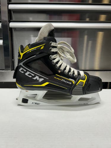 CCM AS3 Pro Goalie Skate Size 6.5 Regular Width NHL Pro Stock (Used)