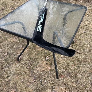 Intermediate True HZRDUS 7x Regular Goalie Stick 24" Paddle (Used)